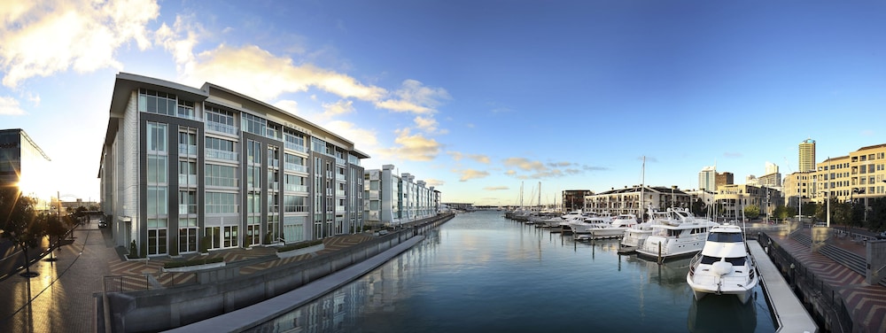 Sofitel Auckland Viaduct Harbour 10/79