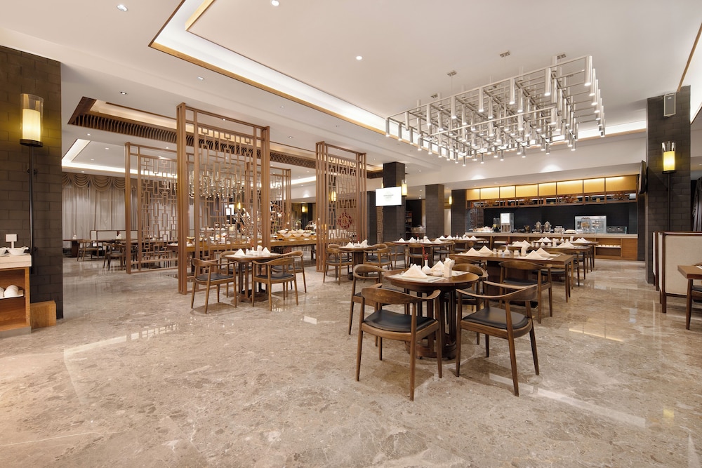 Grand Mercure Kunming South 37/47