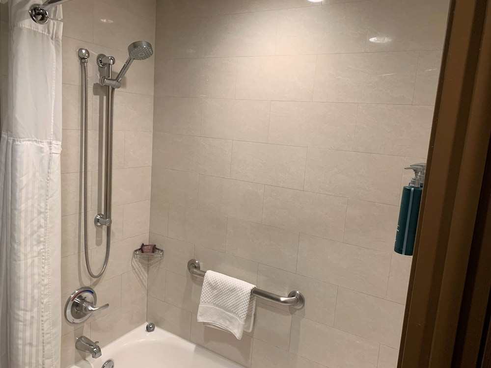 Doubletree By Hilton Whittier Los Angeles 27/79
