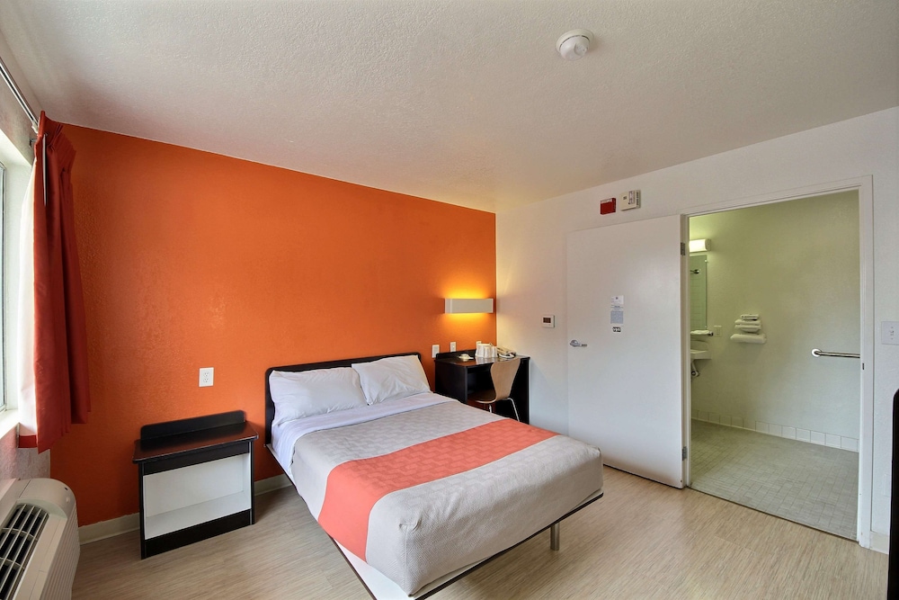 Motel6 San Marcos, TX 22/49