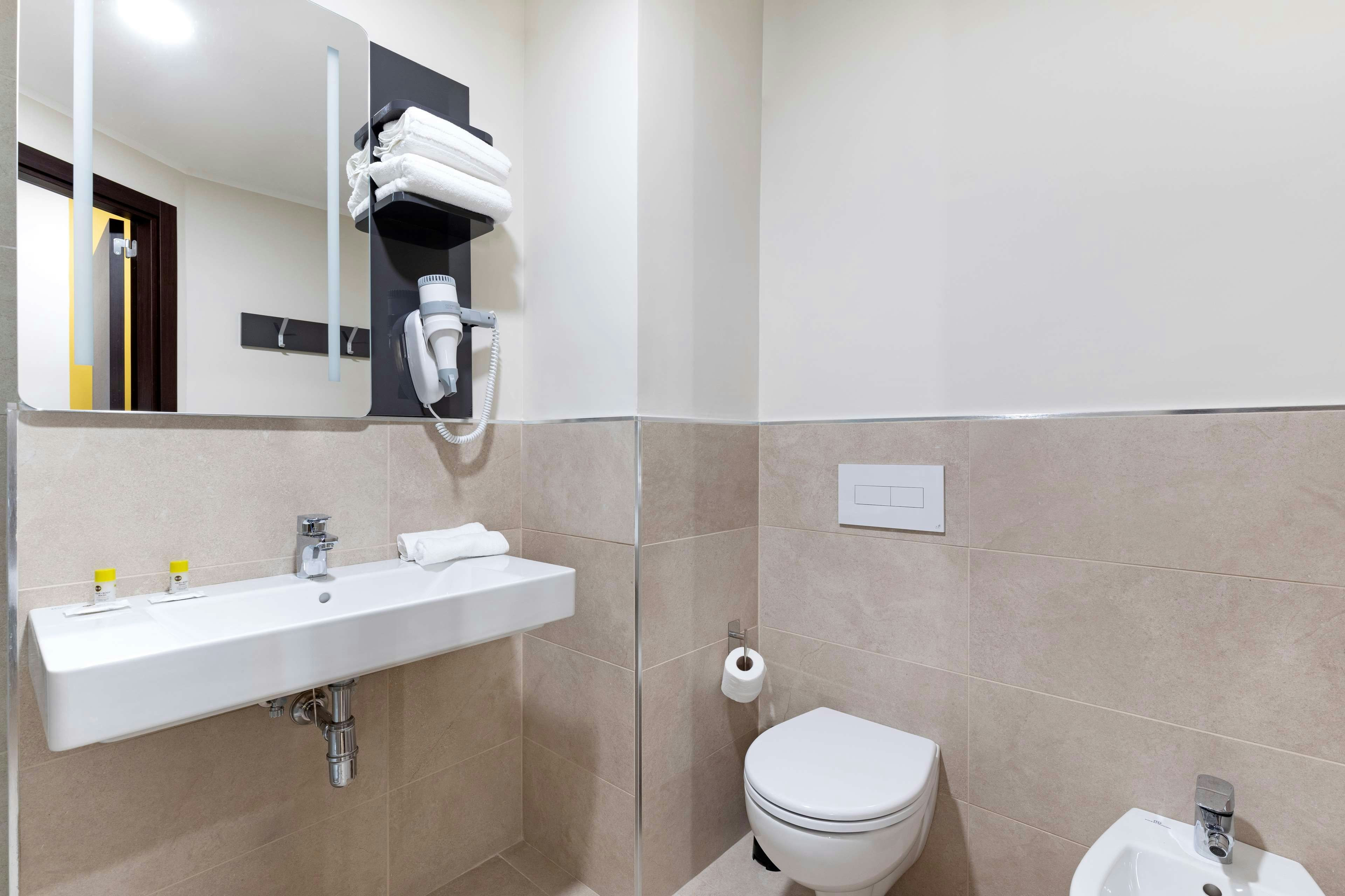B&B Hotel Roma Fiumicino Aeroporto Fiera 1 47/50
