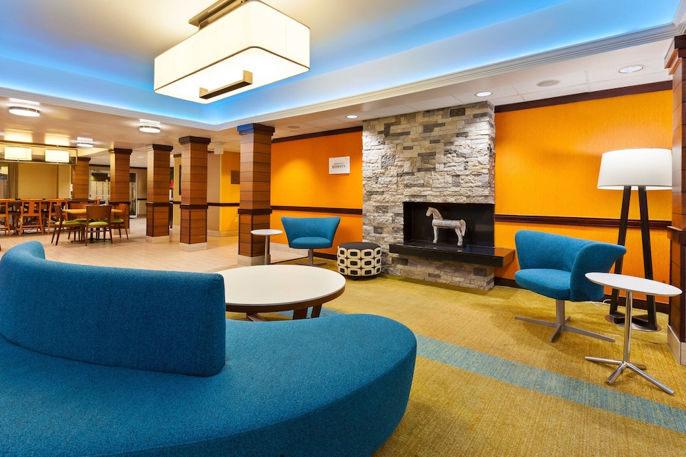 Fairfield Inn Suites Columbus East 19/25
