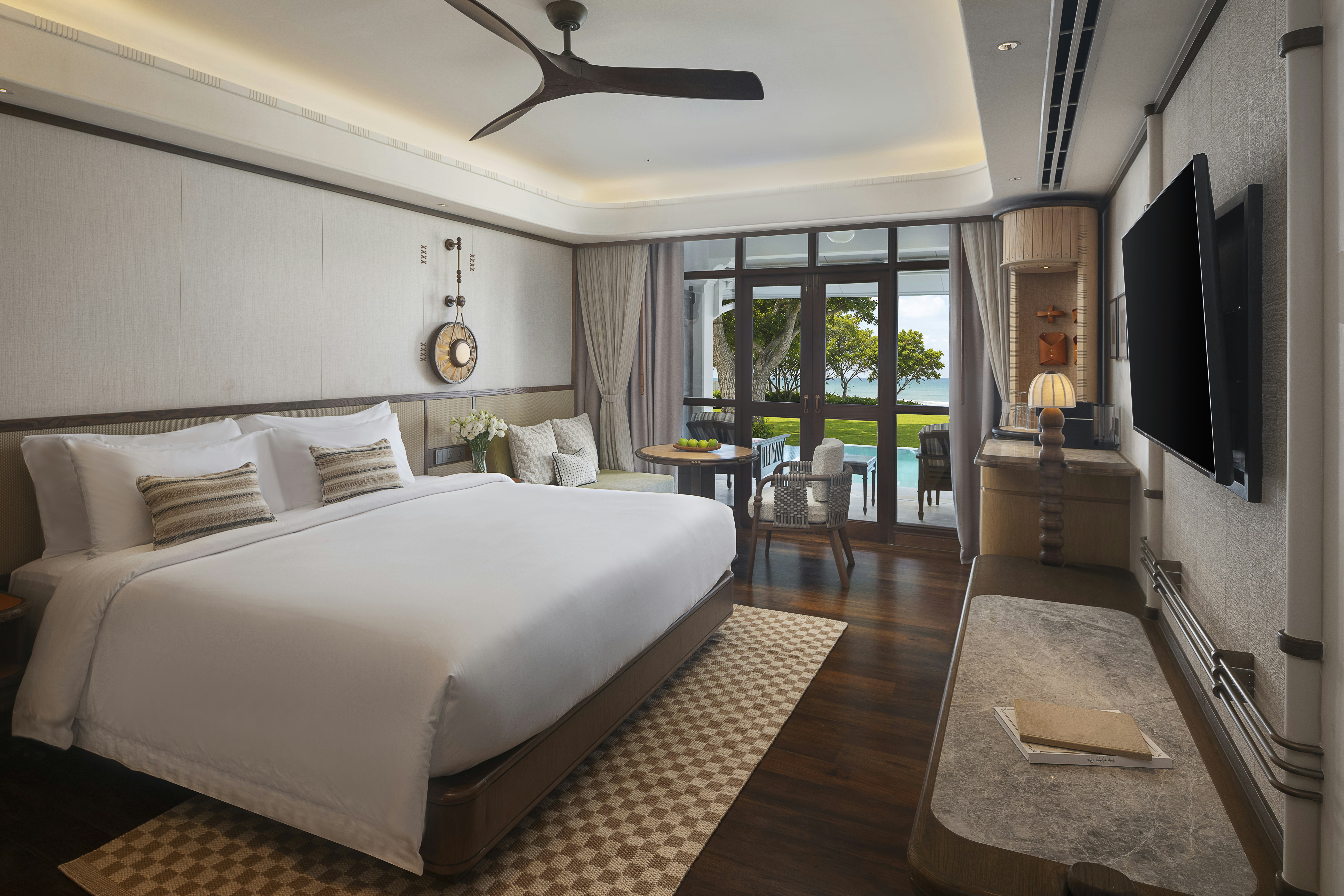 غرفة بريميوم ديلوكس بسرير كينج بإطلالة على البحر، Centara Grand Beach Resort Hua Hin 2/3