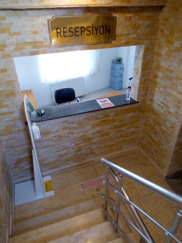 Asmir Suites Hotel 6/32