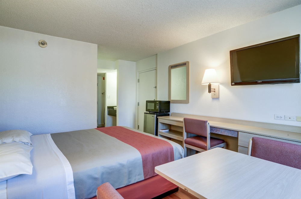 Motel6 Greenwood Village, CO - Denver - South Tech Center 32/54