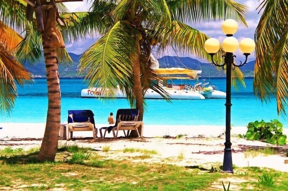 Anguilla Great House Beach Resort 19/33