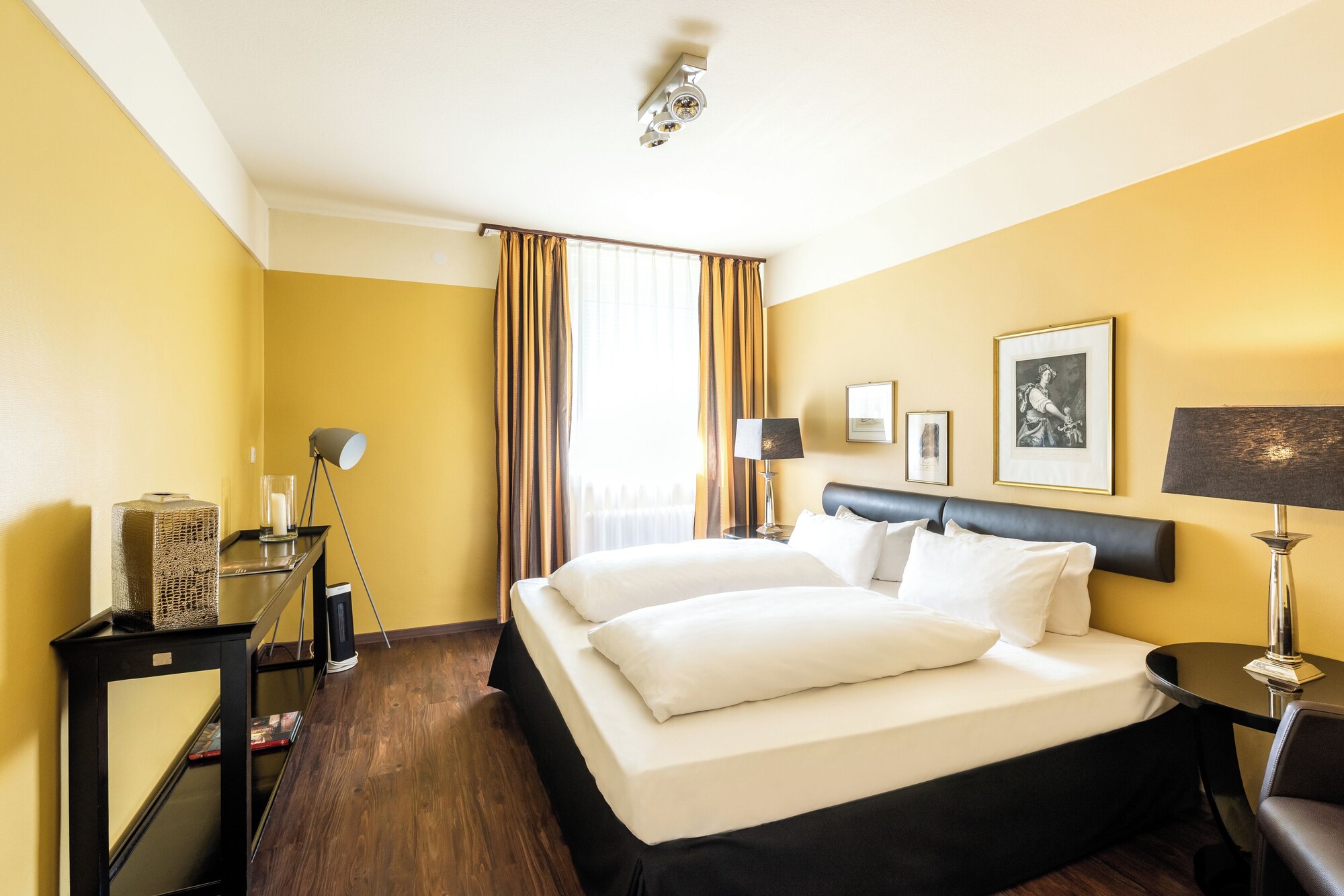 غرفة عائلية بسريرين مزدوجين، Hotel Wurzburger Hof 2/4