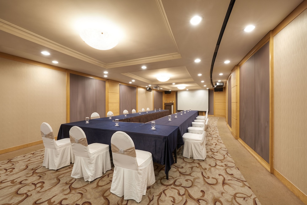 Hotel Riviera Cheongdam 27/50
