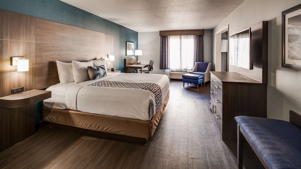 Best Western Plus Champaign/Urbana Inn 6/33