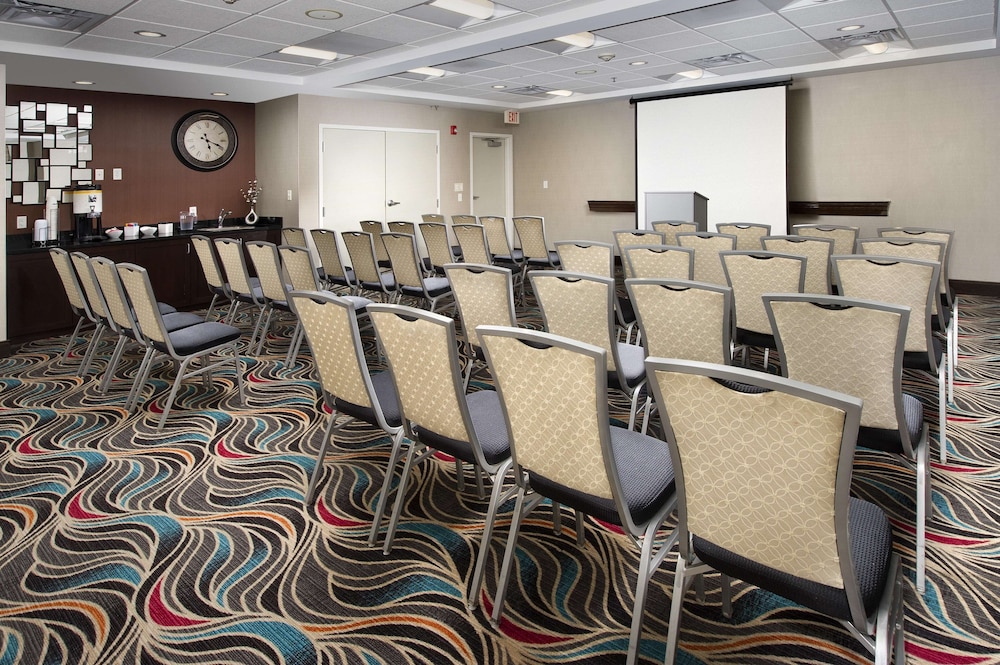 Hampton Inn & Suites Athens-I-65 (Huntsville Area) 40/41
