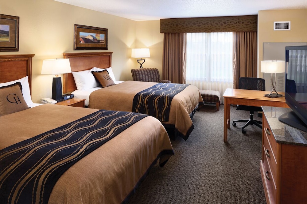 Clubhouse Hotel Suites Sioux Falls 20/67