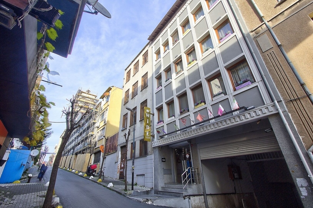 Wide Suites Taksim 3/36