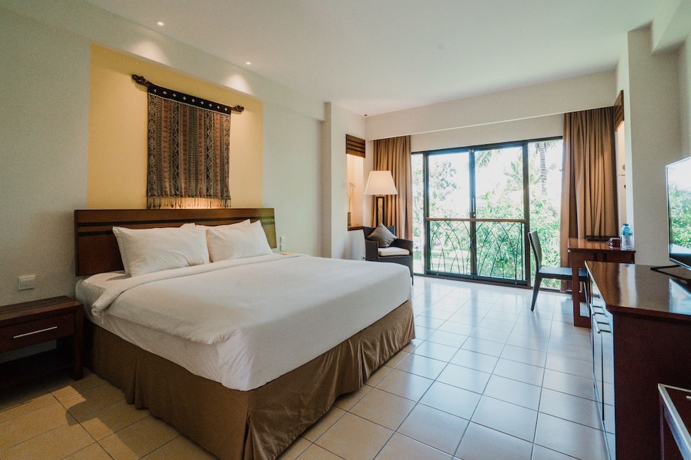 Bintang Flores Hotel 36/65
