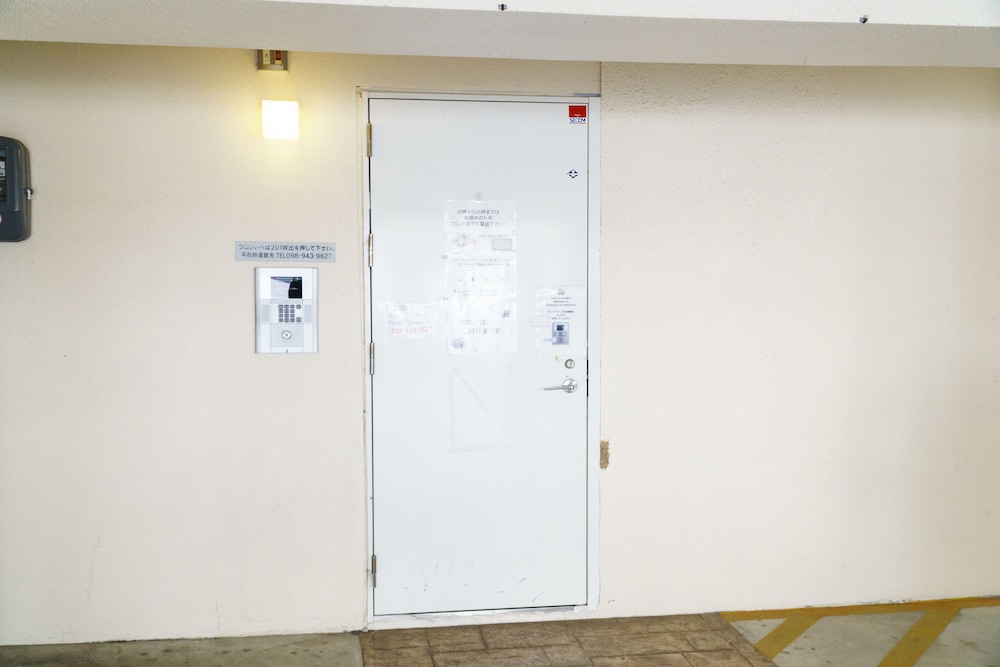 Mr.Kinjo Eminence Inn Maejima 26/42