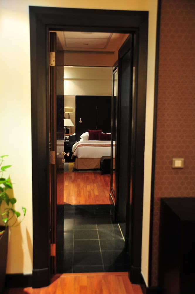 كراون بلازا الخبر(Crowne Plaza Al Khobar) 11/81