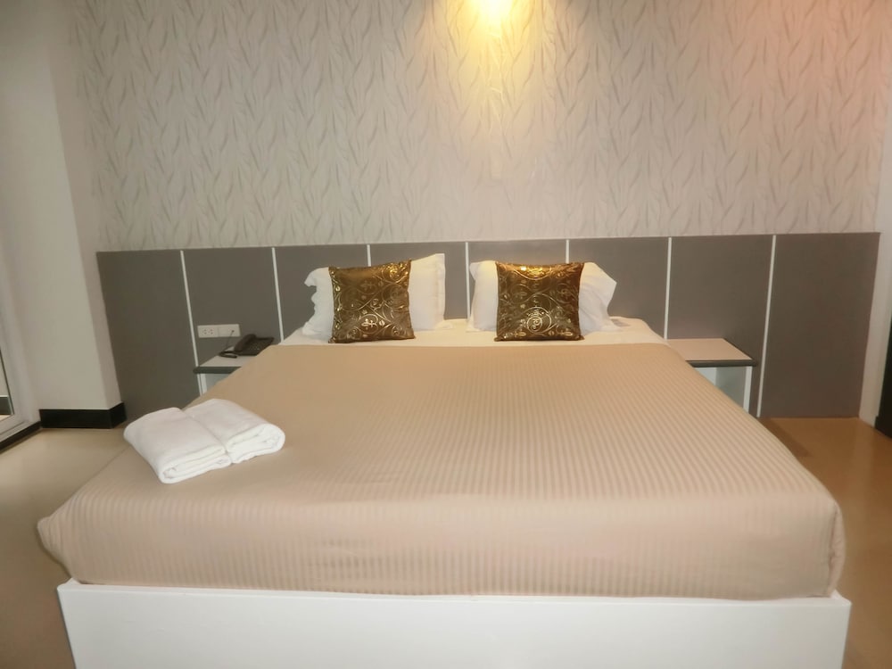 The Premium Residence 16/55