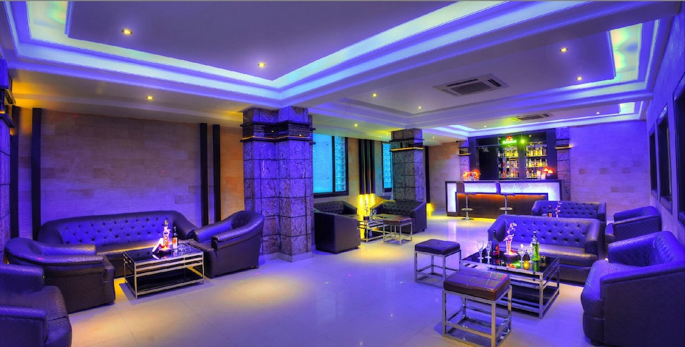 Royale Sarovar Portico Agra 51/65