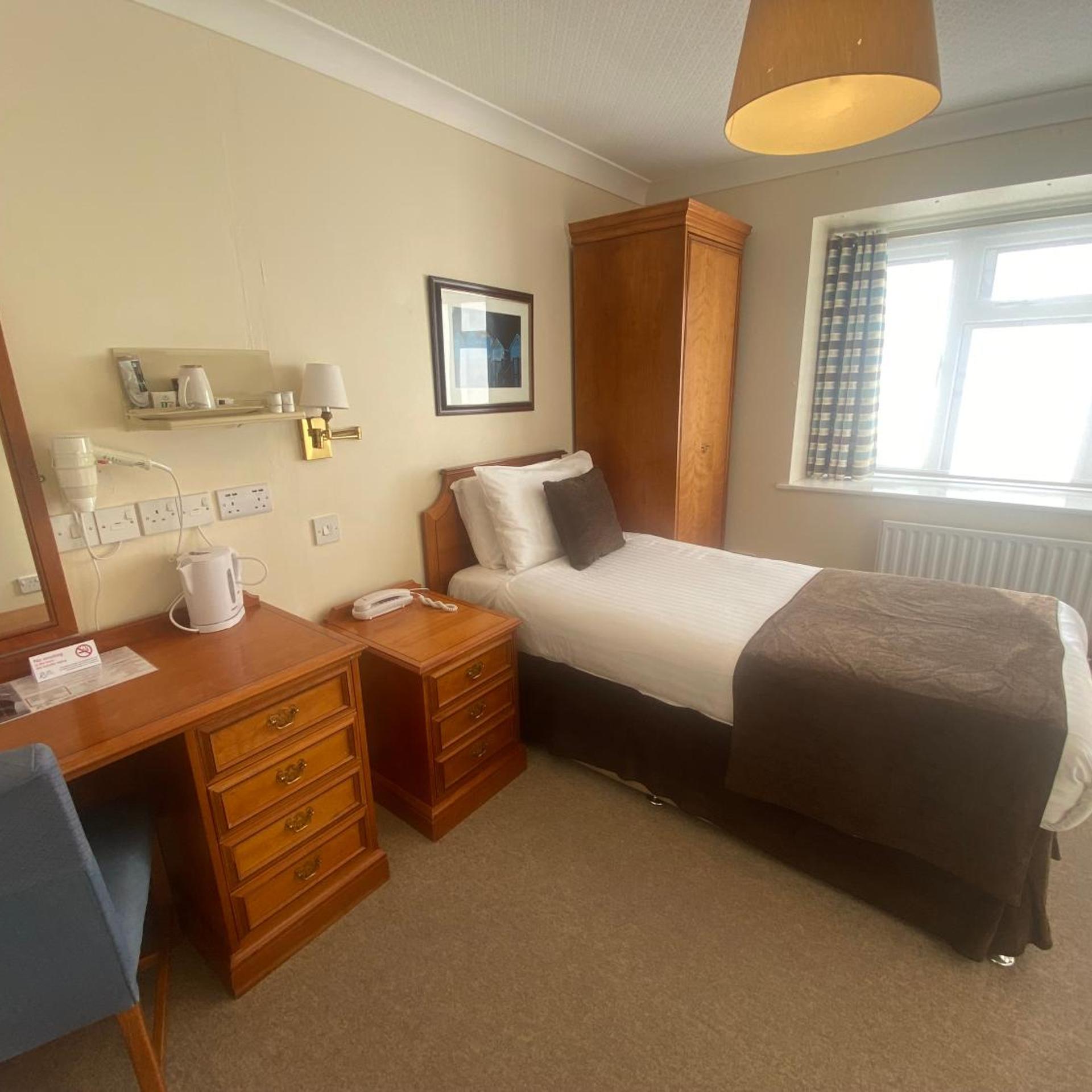 Room, Single