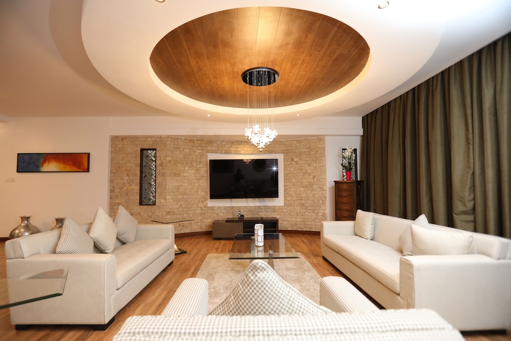 Bidwood Suite Hotel 30/50
