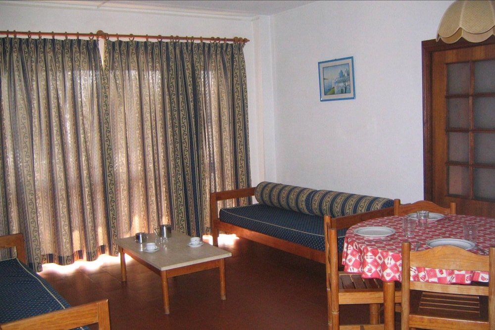 Silchoro Apartments 7/22