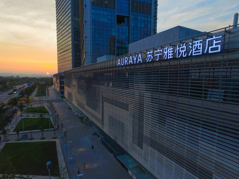 Auraya By Suning Nanjing Hexi 4/26