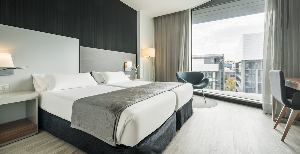 ROOM, SINGLE, DOUBLE BED