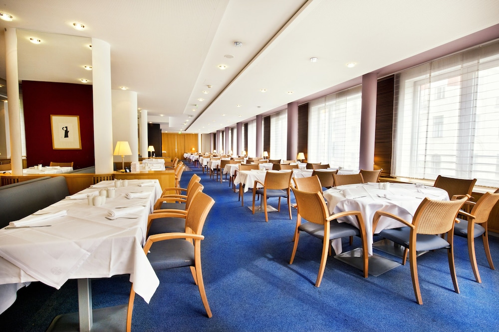 Hotel Strudlhof 51/68