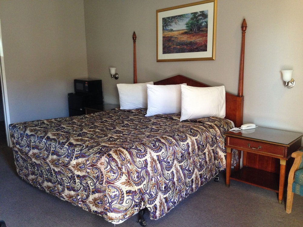 Five Star Inn West Covina 22/42