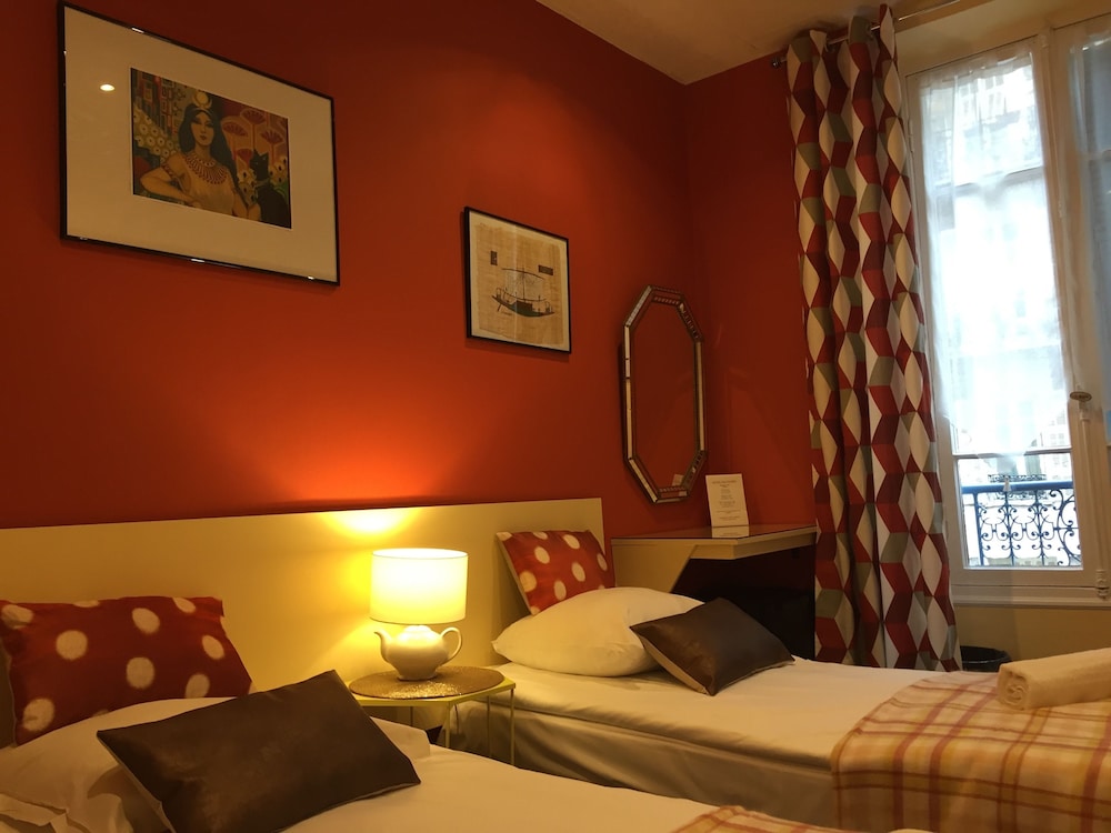 Hotel Des Dames 9/32
