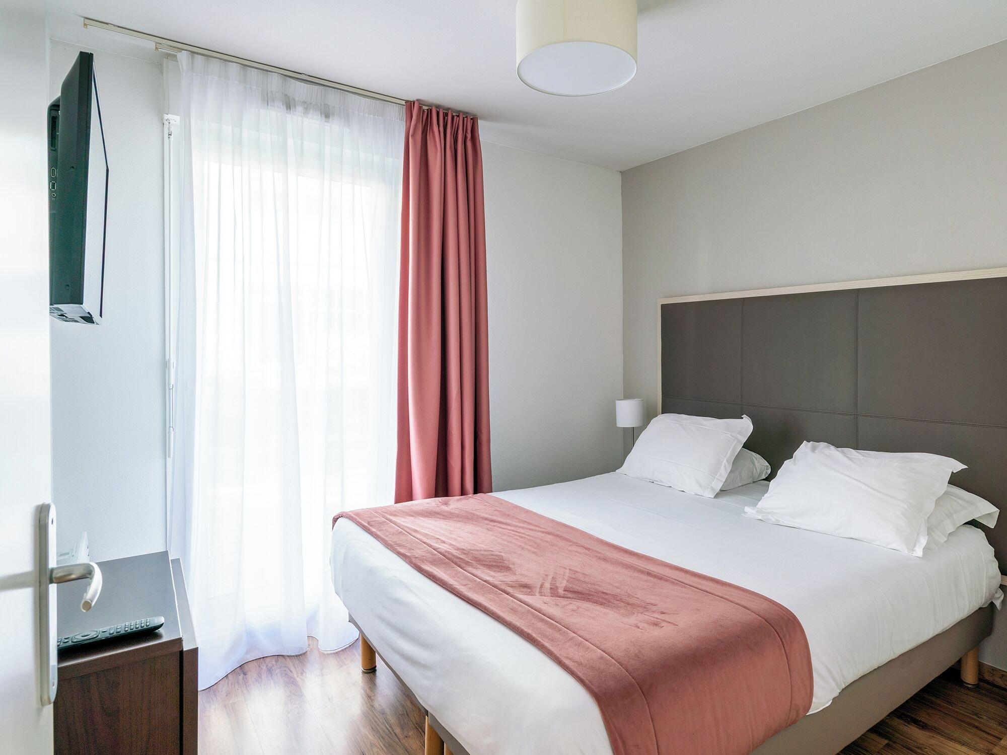 شقة بغرفة نوم واحدة