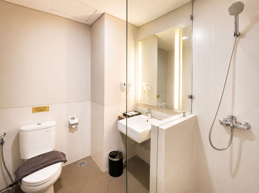 غرفة بريميير بسرير كوين، Oria Hotel 8/9