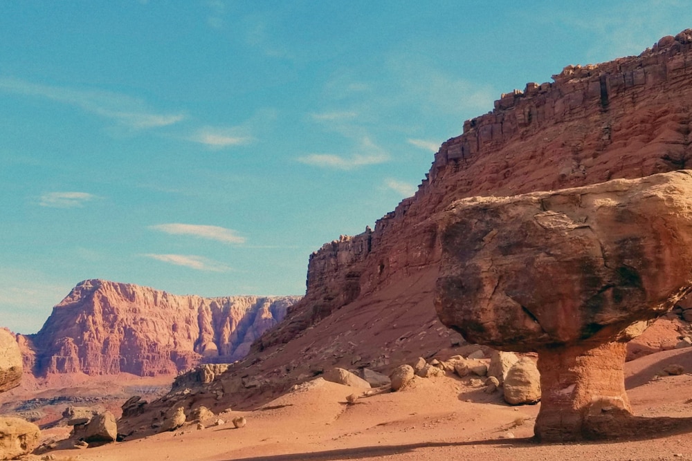 Marble Canyon Lodge 64/68