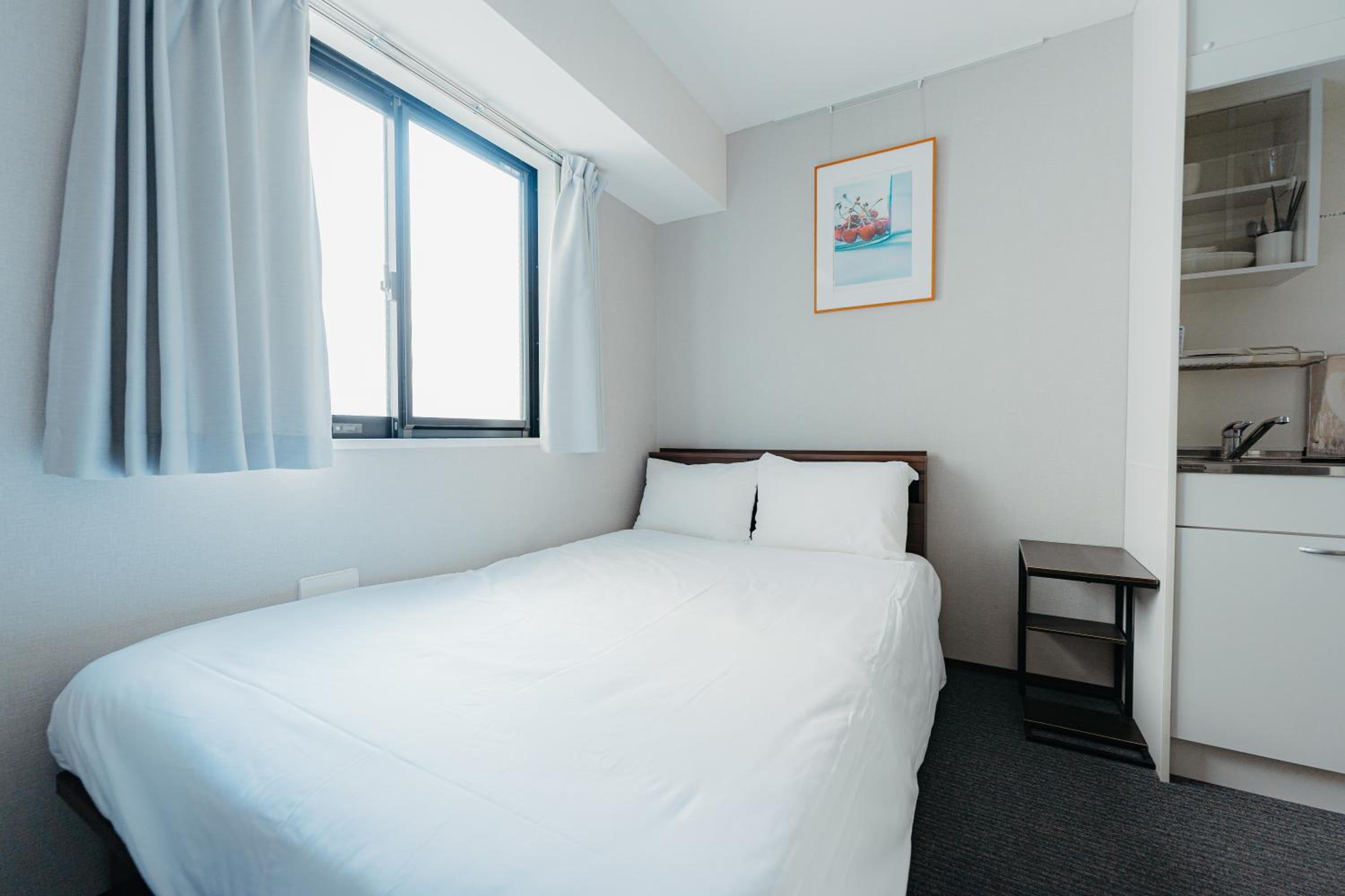 Semi Room, Single, Semi Double Bed, Kitchen, Smoking