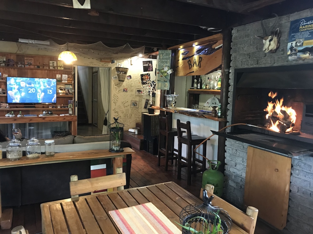 Tidewaters River Lodge 16/27