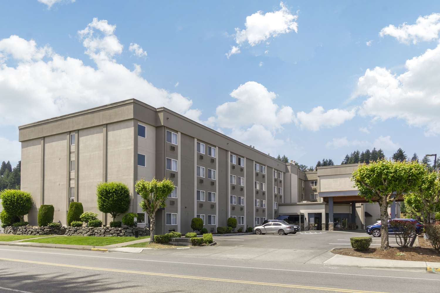 Quality Inn and Suites Pacific Auburn 47/51