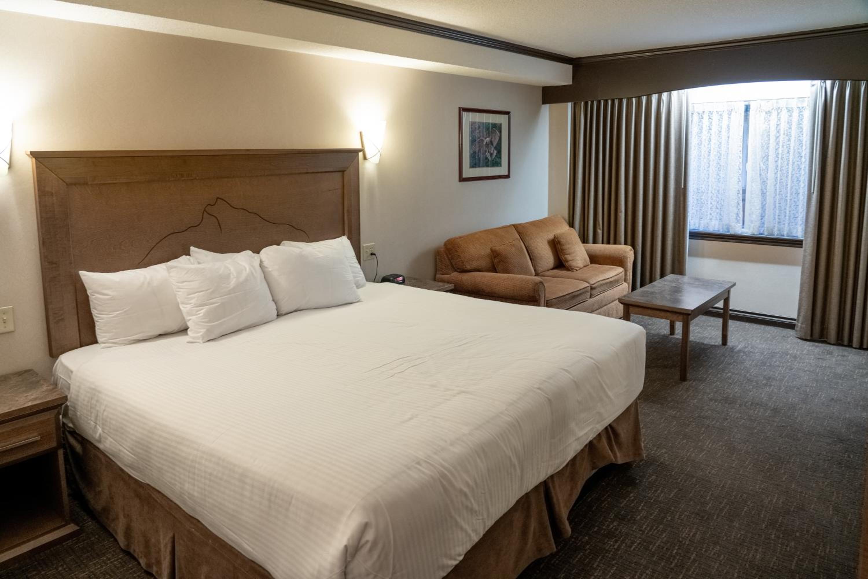 Split, Superior, King Bed, Queen Bed