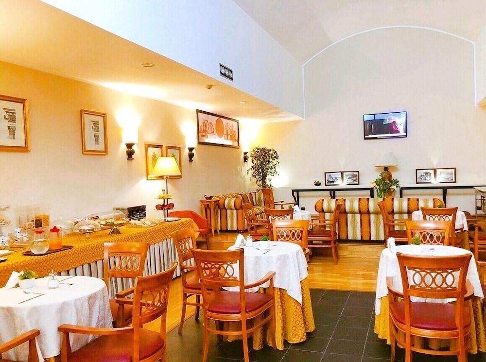 Florio Opera Hotel 54/65