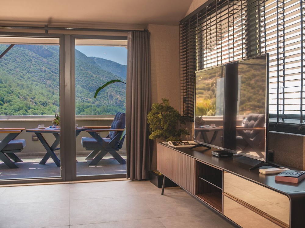 Morina Deluxe Hotel 45/50
