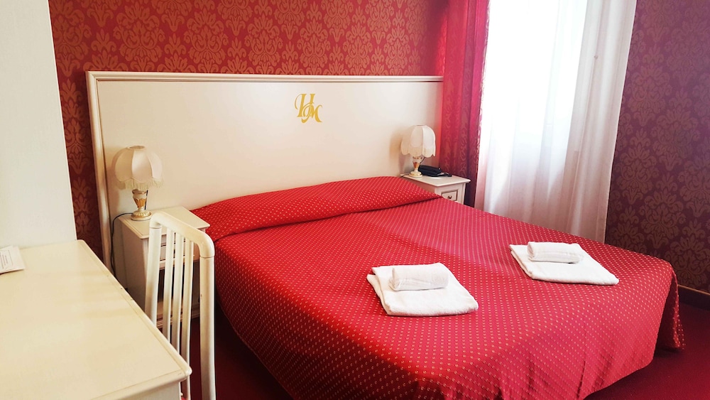 Messner Hotel 11/73