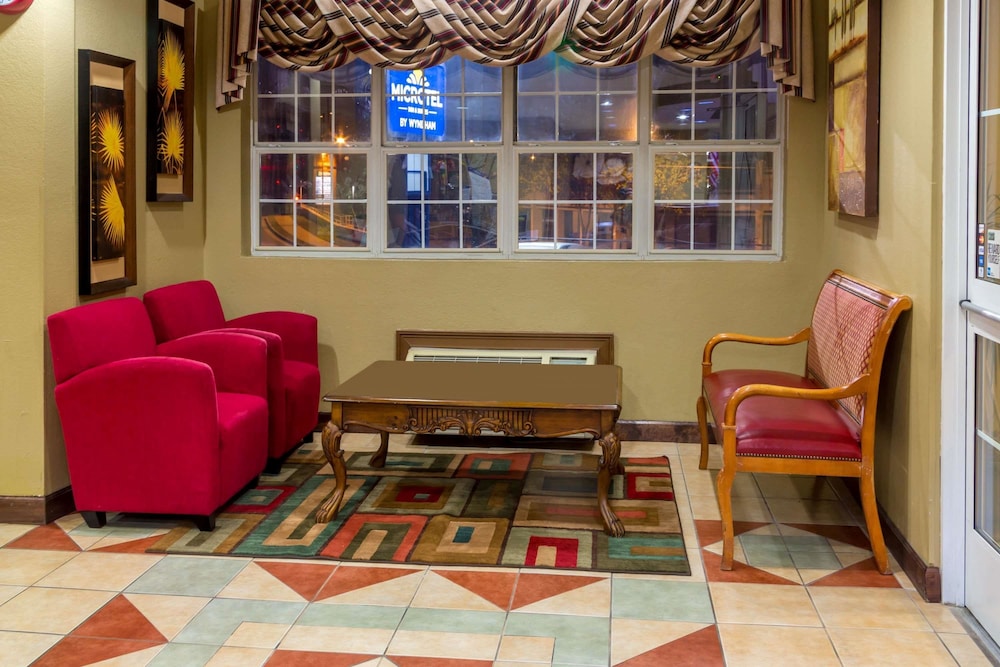 Microtel Inn & Suites by Wyndham Norcross 31/50