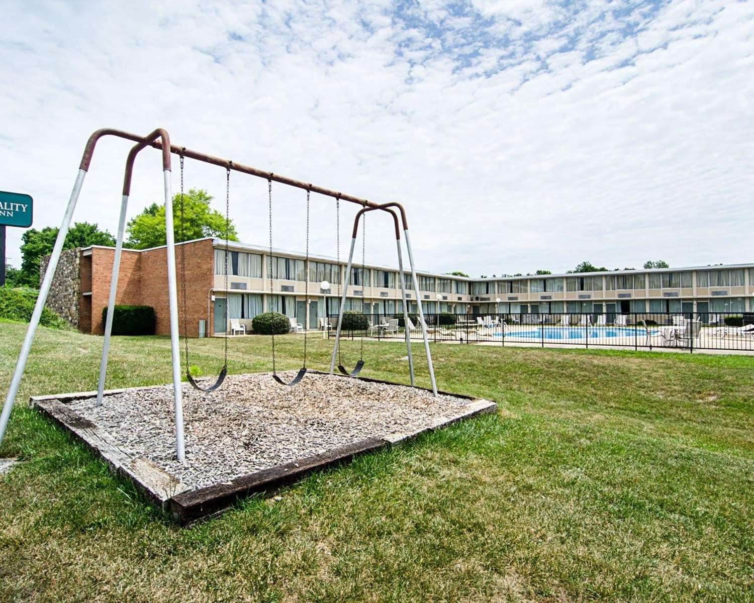 Quality Inn Shenandoah Valley 19/28