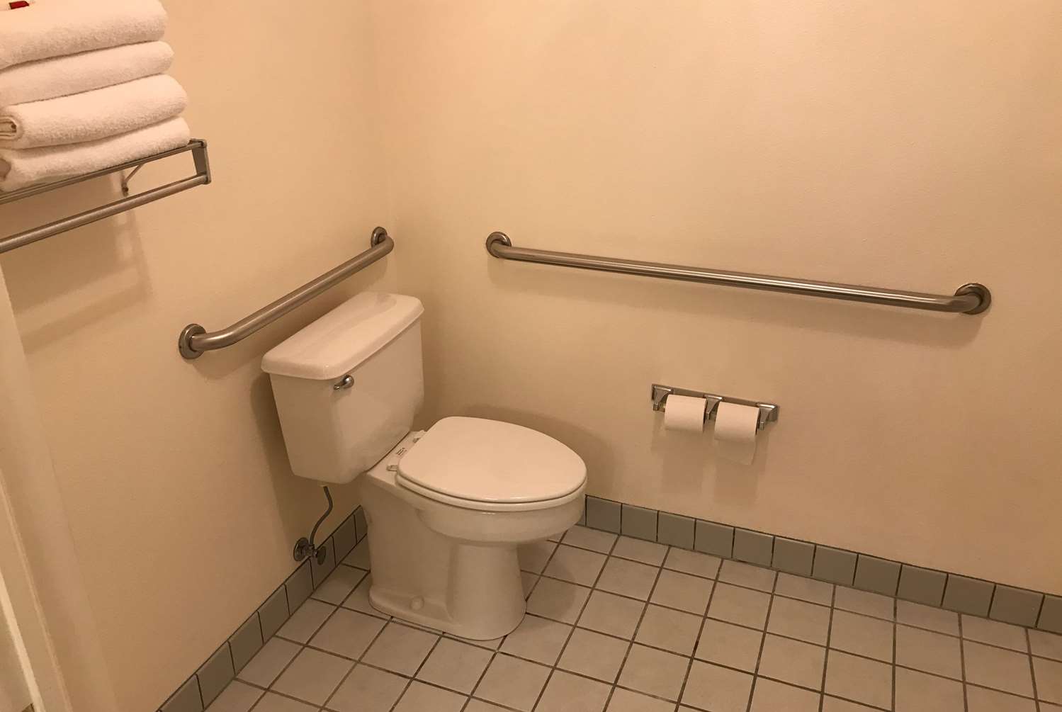 The Inn at Lander, Travelodge by Wyndham 15/20