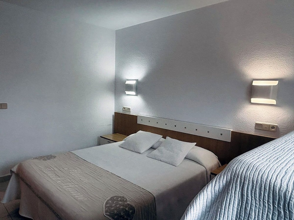 Hotel La Cabaña 9/49