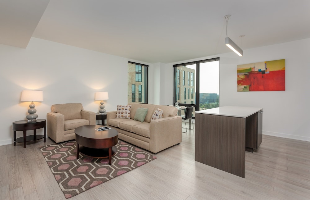 Global Luxury Suites at Reston Town Center 46/75