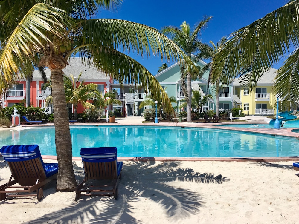 Sandyport Beaches Resort 72/77