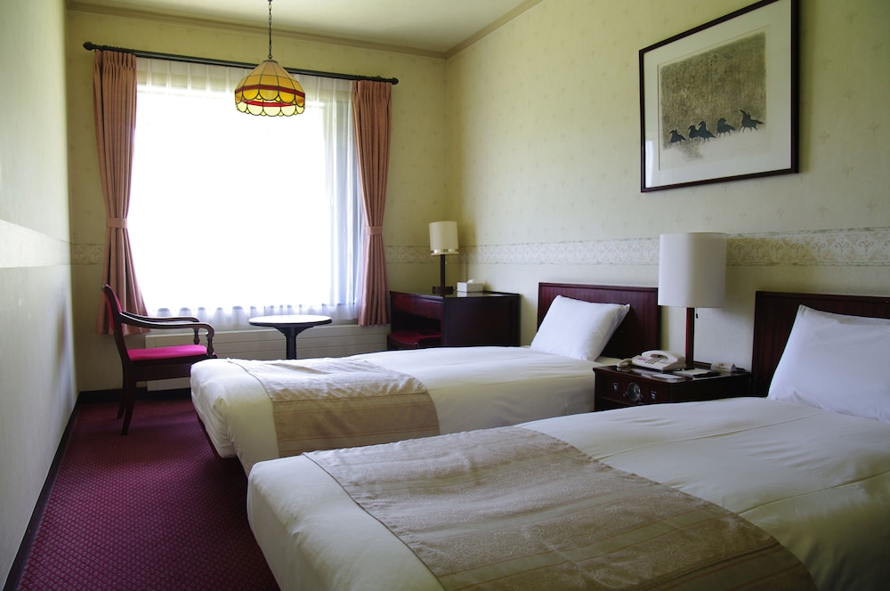 Manza Prince Hotel 7/75