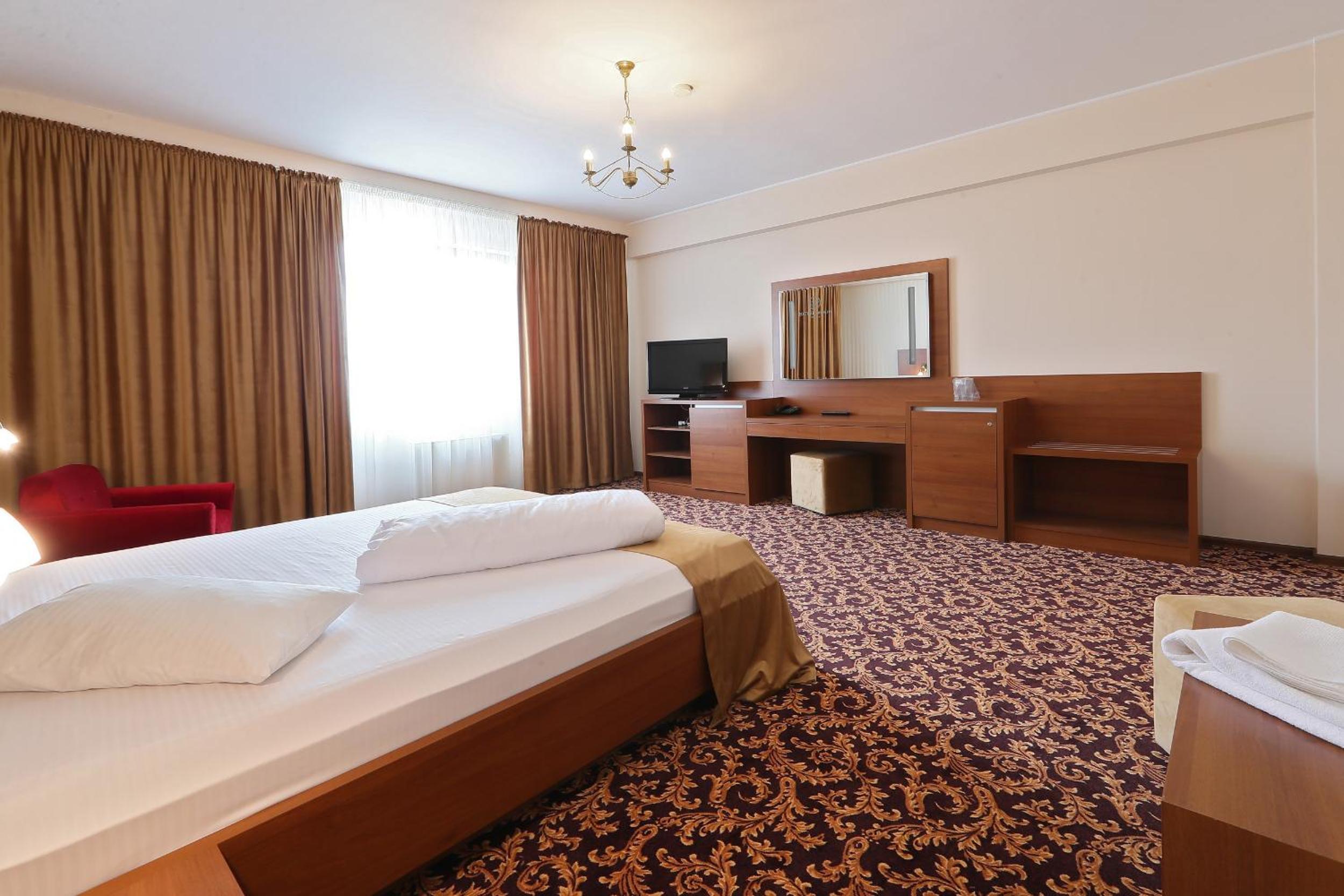 Impero Hotel 10/38