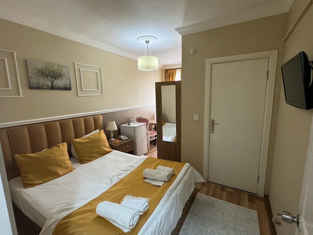ECONOMY, DOUBLE BED