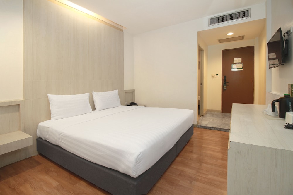 Ten Stars Hotel Pratunam 11/47