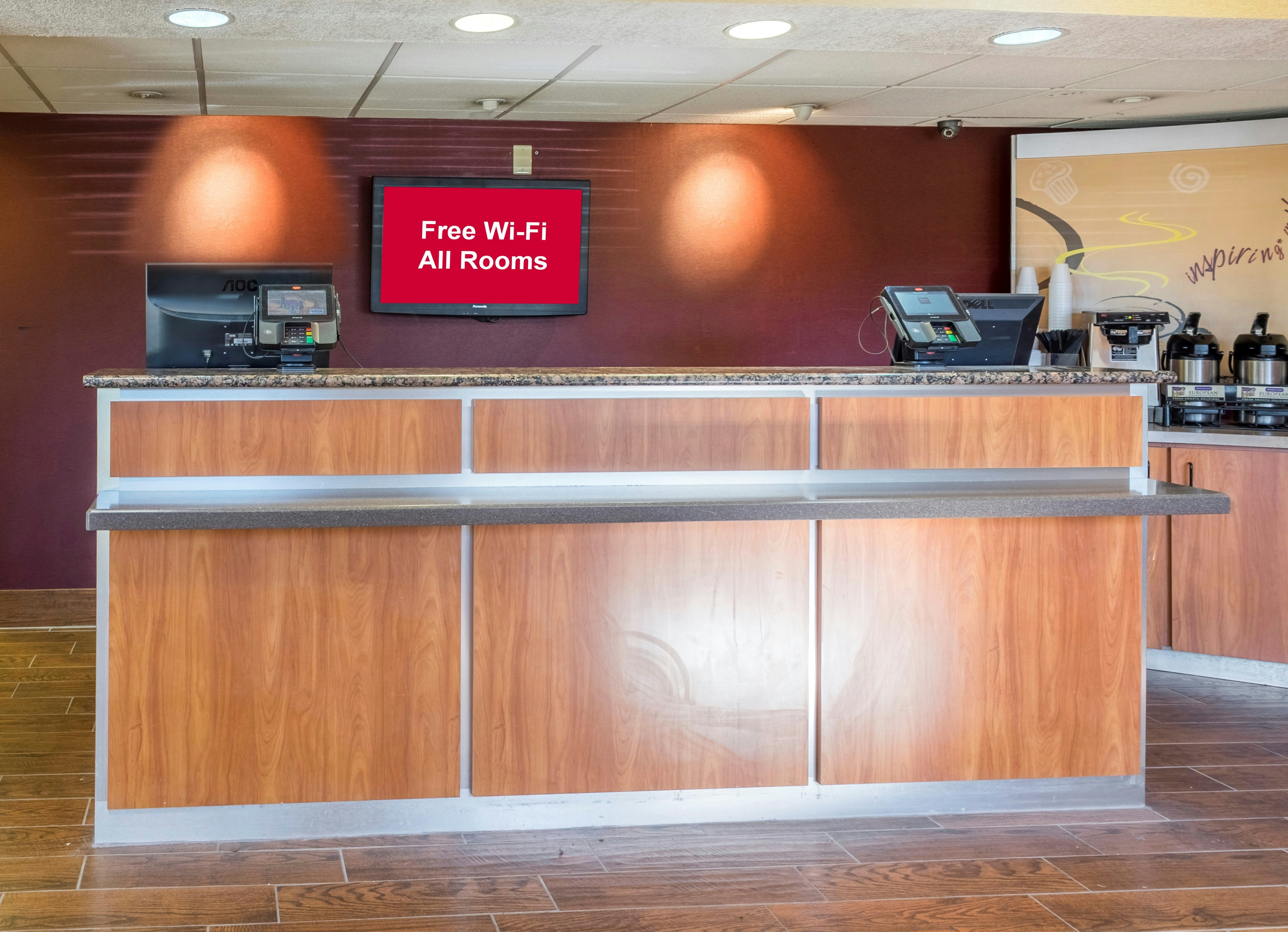 Red Roof Inn Jacksonville Airport Hotel 3/8